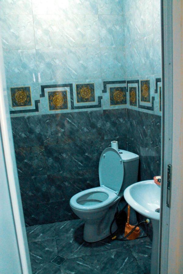 Tete Guest House Batumi Exteriör bild