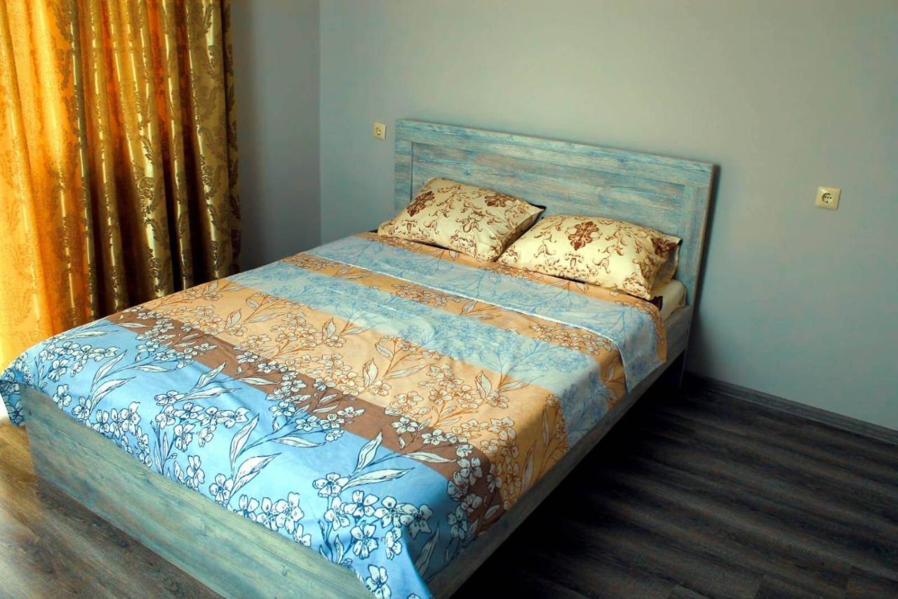 Tete Guest House Batumi Exteriör bild
