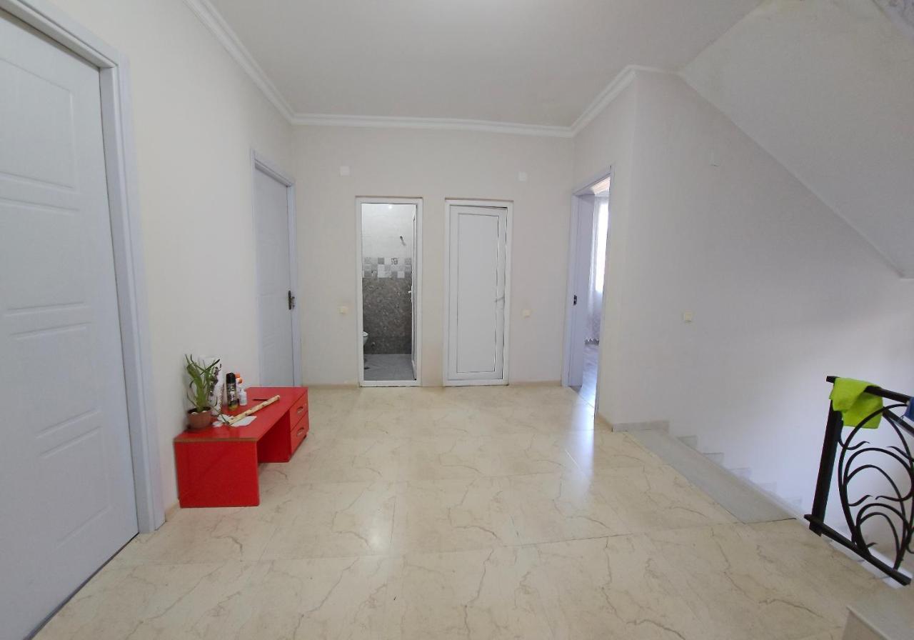 Tete Guest House Batumi Exteriör bild